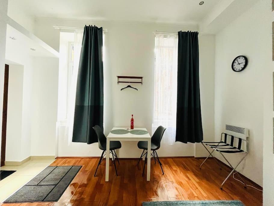 Kazy8 New Life Apartment ブダペスト エクステリア 写真